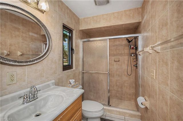 242 SW 45th TER, Cape Coral, FL 33914