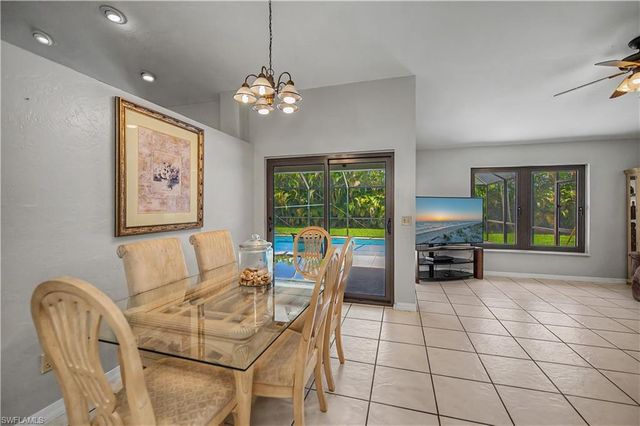 242 SW 45th TER, Cape Coral, FL 33914