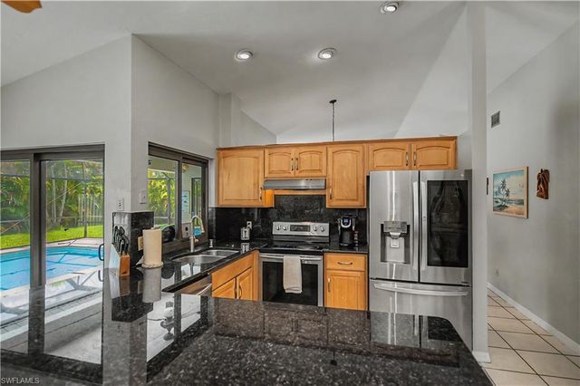 242 SW 45th TER, Cape Coral, FL 33914