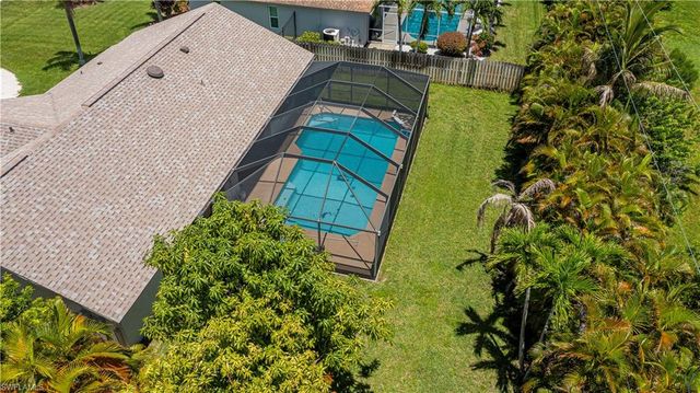 242 SW 45th TER, Cape Coral, FL 33914