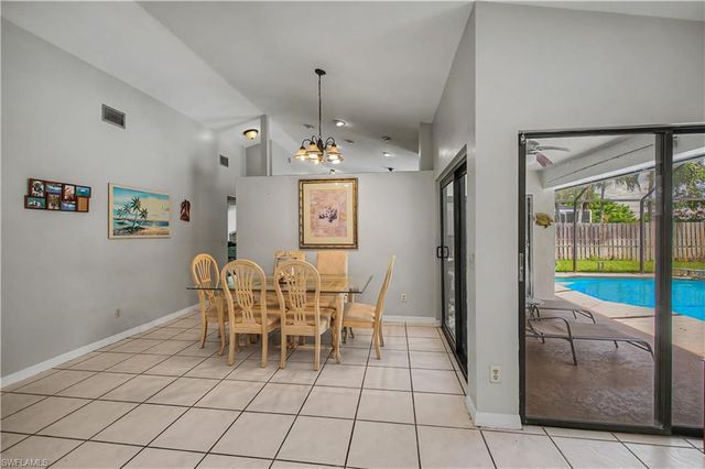 242 SW 45th TER, Cape Coral, FL 33914
