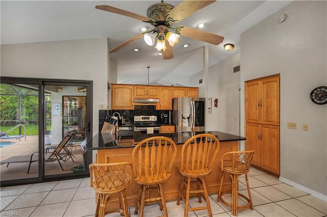 242 SW 45th TER, Cape Coral, FL 33914