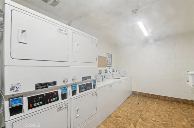 641 S Prospect Avenue 103, Redondo Beach, CA 90277