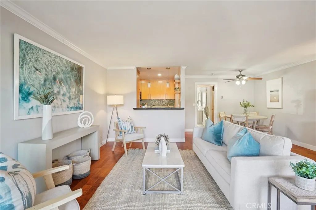 641 S Prospect Avenue 103, Redondo Beach, CA 90277