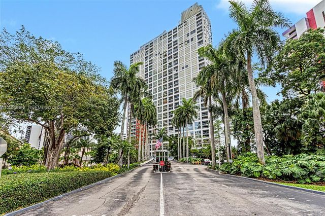 1541 Brickell Ave B2904, Miami, FL 33129