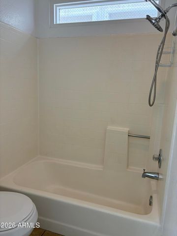 1820 E MORTEN Avenue 203, Phoenix, AZ 85020