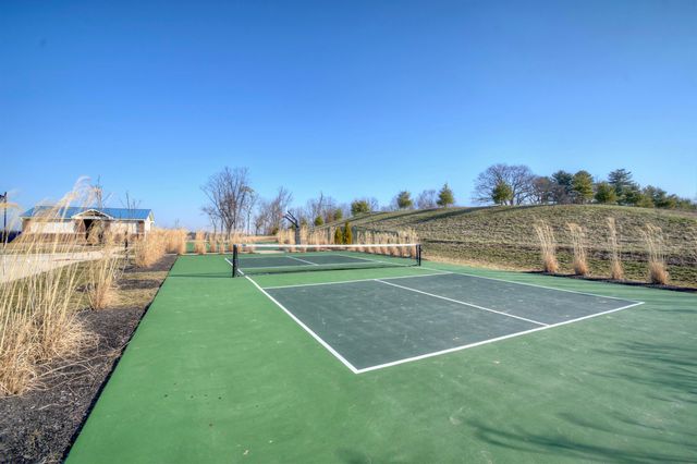 1045 Walburg Avenue, Villa Hills, KY 41017
