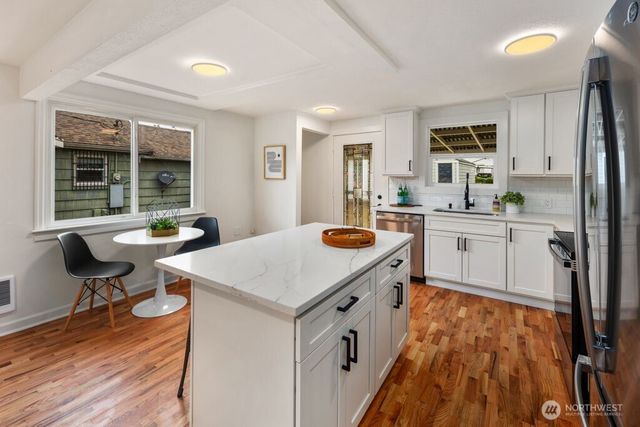 7843 Yakima Avenue, Tacoma, WA 98408