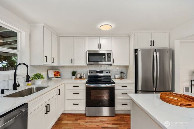 7843 Yakima Avenue, Tacoma, WA 98408