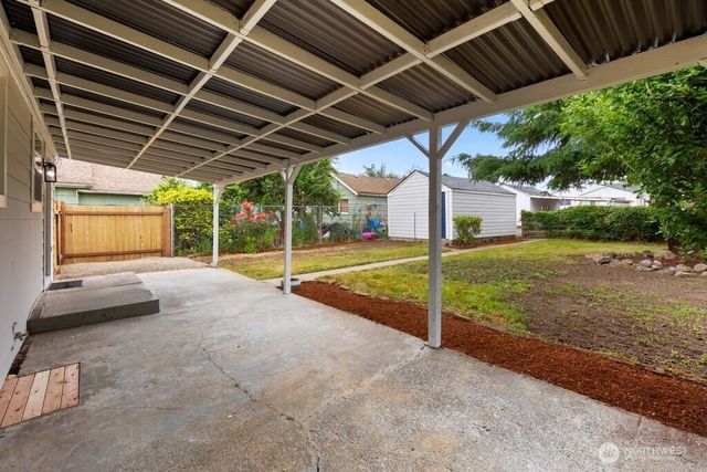 7843 Yakima Avenue, Tacoma, WA 98408