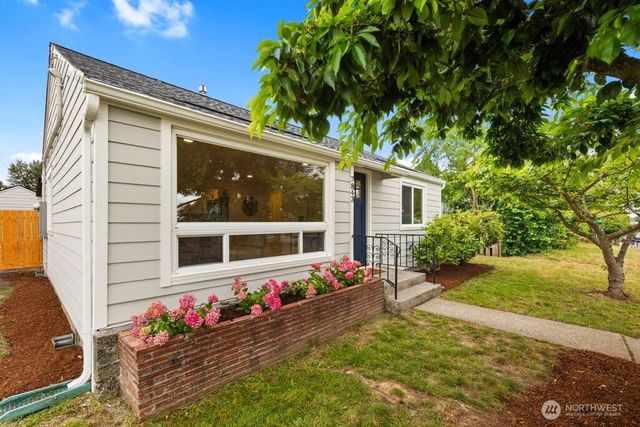 7843 Yakima Avenue, Tacoma, WA 98408