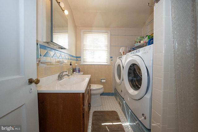 1007 HAMPSTEAD RD, Wynnewood, PA 19096