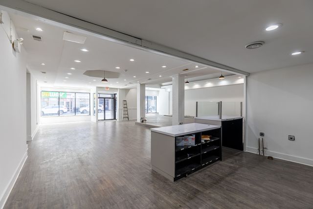 440 N State Street, Chicago, IL 60654