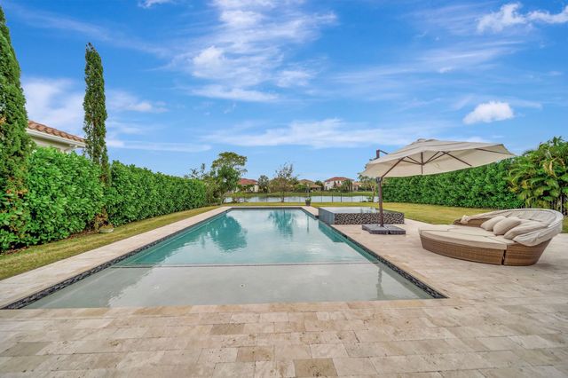 10302 Sweet Bay Manor, Parkland, FL 33076