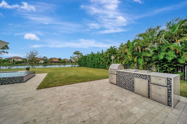 10302 Sweet Bay Manor, Parkland, FL 33076