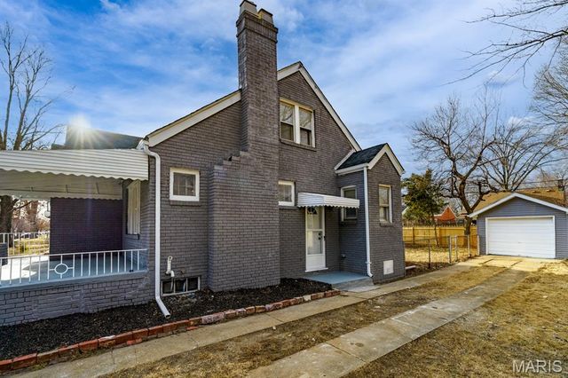 2611 State Street, Granite City, IL 62040