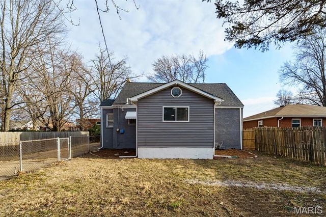 2611 State Street, Granite City, IL 62040