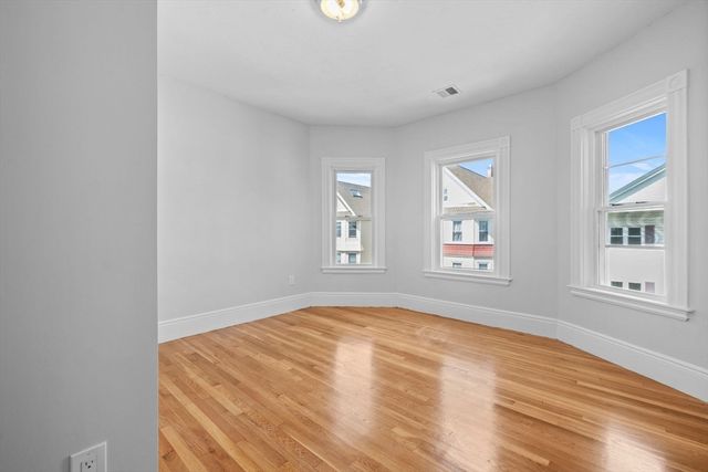 67 Romsey Street 3, Boston, MA 02125