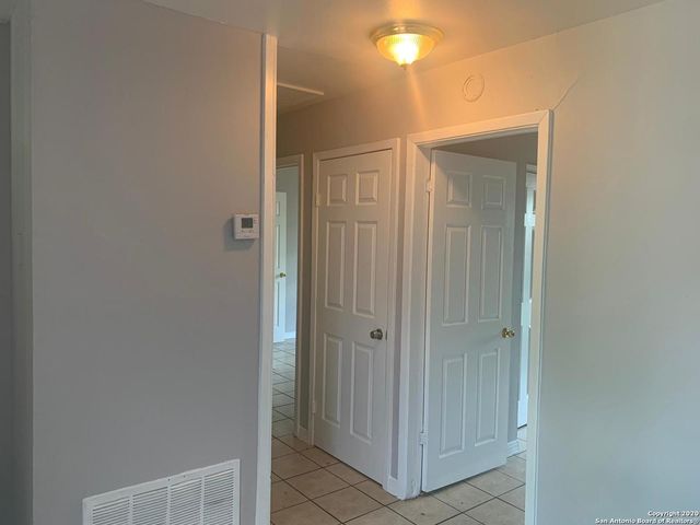 5414 Little Creek, San Antonio, TX 78242