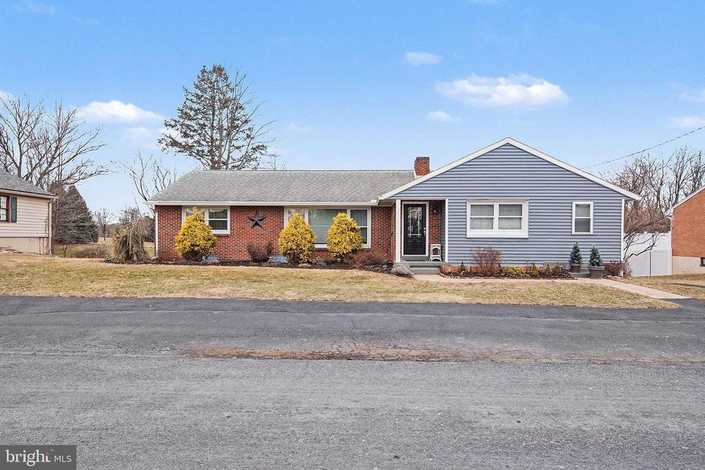 208 RIDGE HILL RD, Mechanicsburg, PA 17050