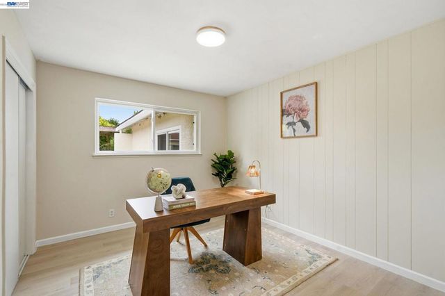 92 Welle Rd, Crockett, CA 94525