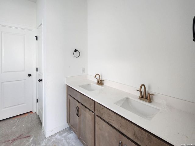 119 Desert Cactus, San Antonio, TX 78253