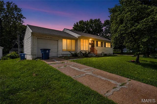 10616 Dunkeld Circle, Bel Ridge, MO 63137