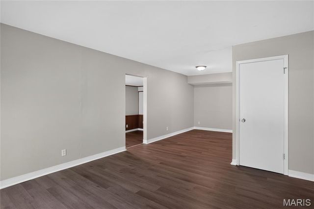 10616 Dunkeld Circle, Bel Ridge, MO 63137