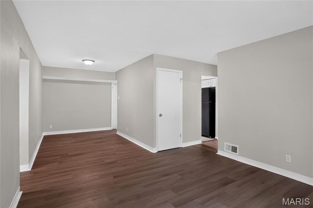 10616 Dunkeld Circle, Bel Ridge, MO 63137