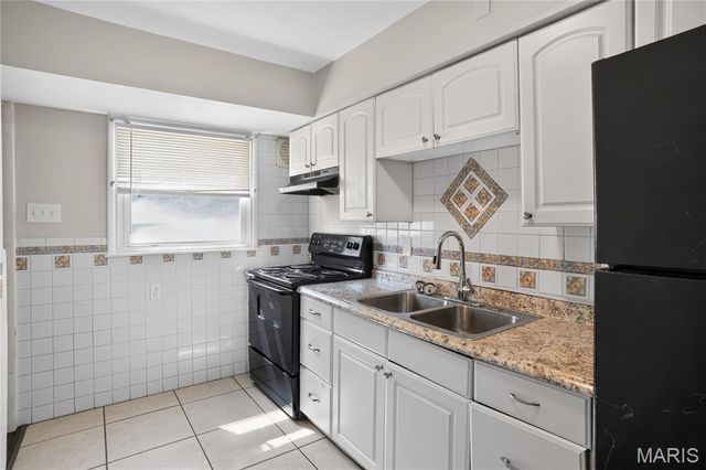 10616 Dunkeld Circle, Bel Ridge, MO 63137
