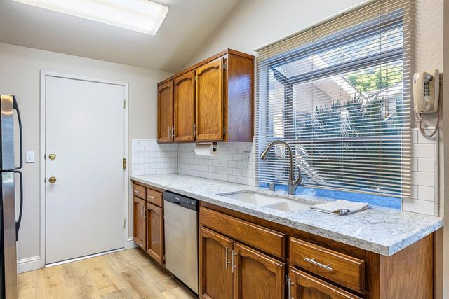 5311 W Griffith Way, Fresno, CA 93722
