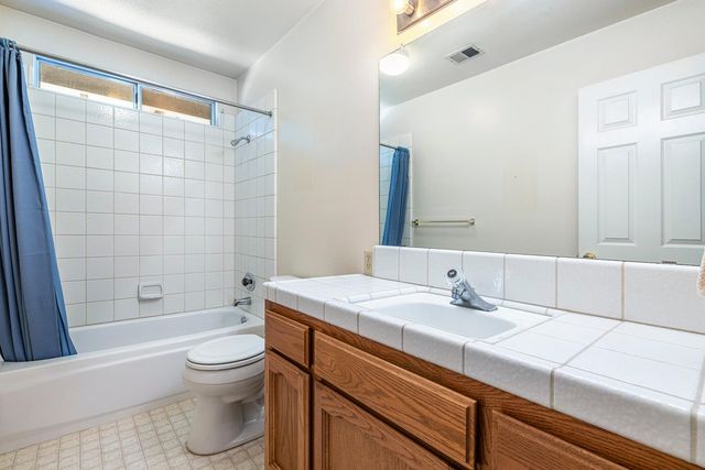5311 W Griffith Way, Fresno, CA 93722