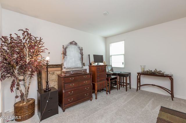 35549 N BANDOLIER Drive, San Tan Valley, AZ 85144