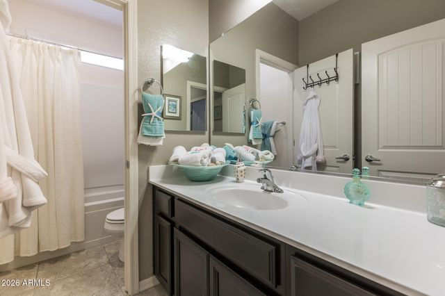 35549 N BANDOLIER Drive, San Tan Valley, AZ 85144