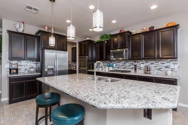 35549 N BANDOLIER Drive, San Tan Valley, AZ 85144