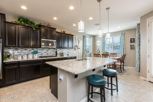 35549 N BANDOLIER Drive, San Tan Valley, AZ 85144