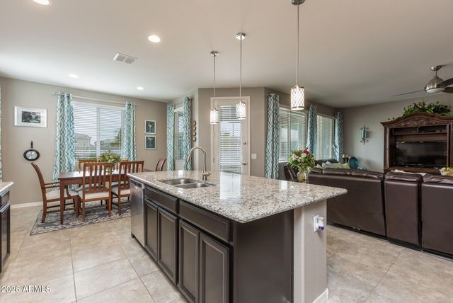35549 N BANDOLIER Drive, San Tan Valley, AZ 85144