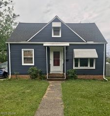 114 Avalon Drive, Bedford, OH 44146