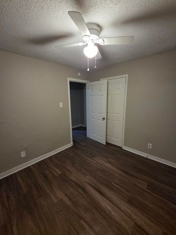 1652 VICTOR ST, Memphis, TN 38106