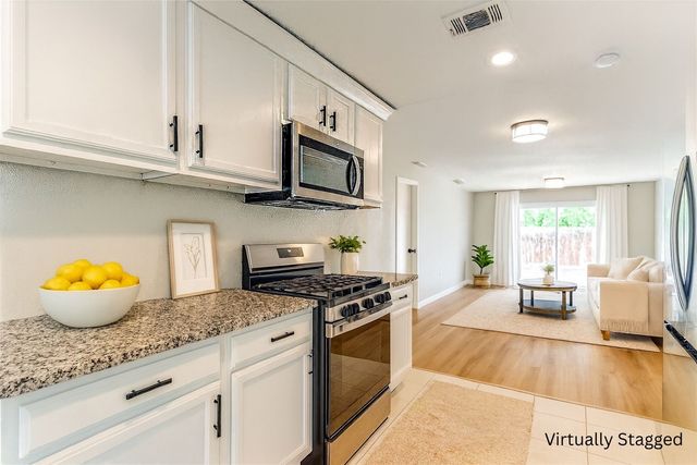 2624 Townsend Drive, Fort Worth, TX 76110