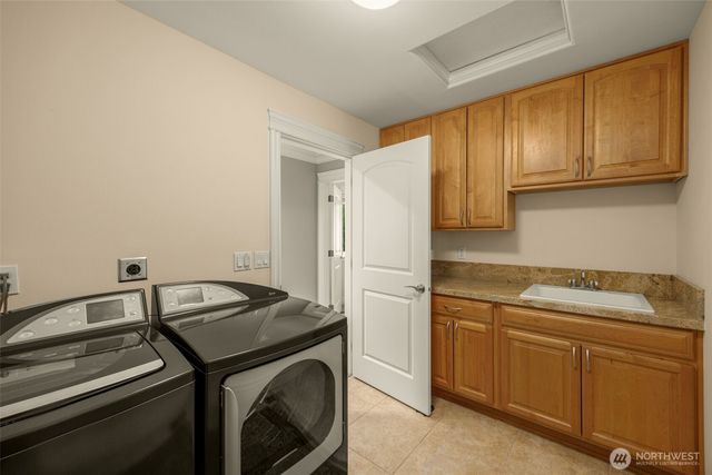 13112 134th Avenue NE, Kirkland, WA 98034