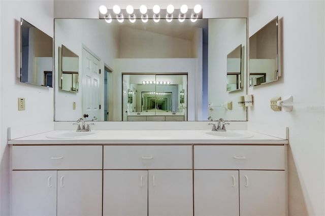 7522 MEDITERRANEAN COURT, Hudson, FL 34667