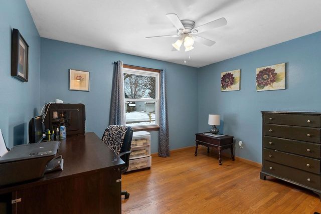 335 CONOVER DRIVE, Green Bay, WI 54303