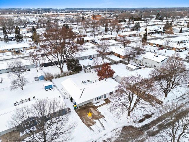 335 CONOVER DRIVE, Green Bay, WI 54303