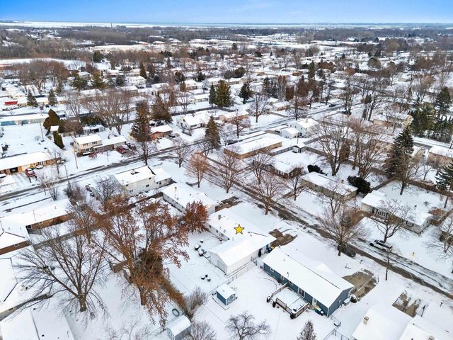 335 CONOVER DRIVE, Green Bay, WI 54303