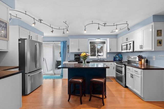 335 CONOVER DRIVE, Green Bay, WI 54303