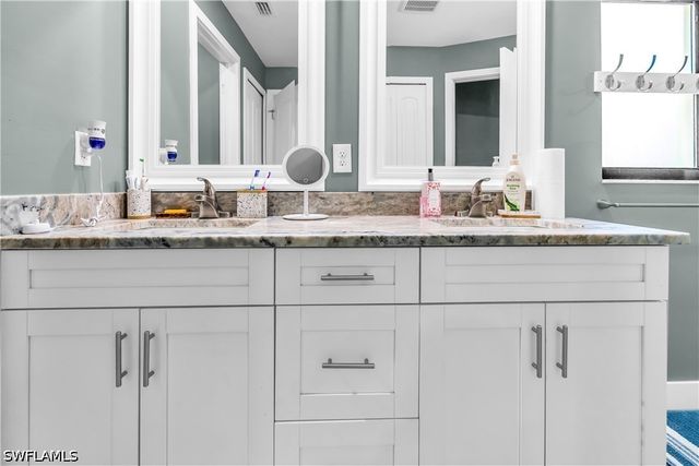 605 E 11th ST, Lehigh Acres, FL 33972