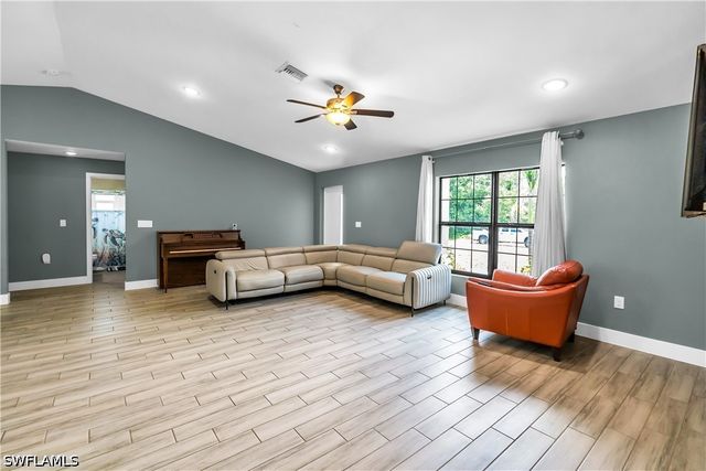605 E 11th ST, Lehigh Acres, FL 33972