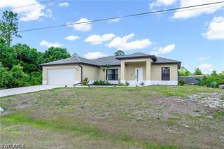 605 E 11th ST, Lehigh Acres, FL 33972