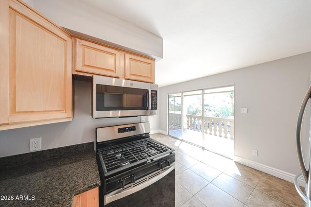 4950 N MILLER Road 212, Scottsdale, AZ 85251